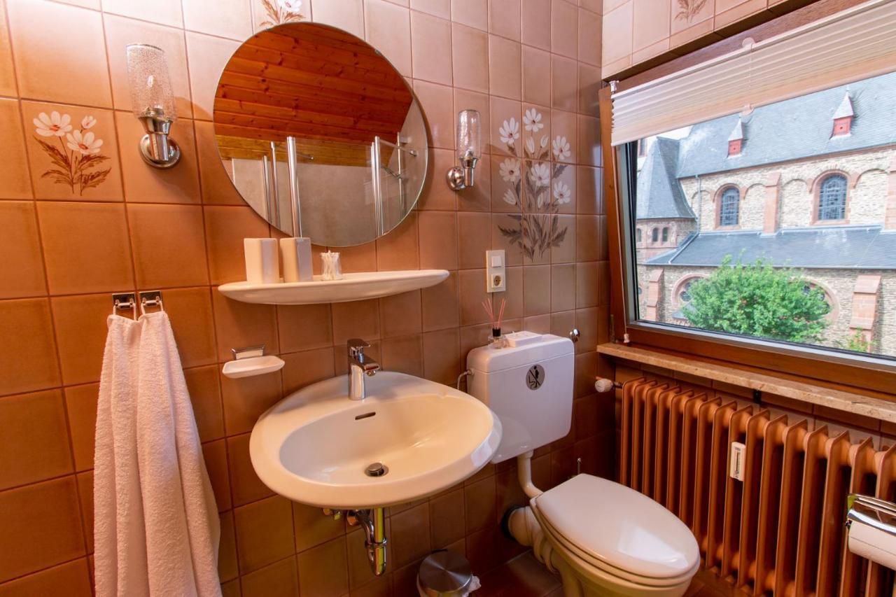 젤틴겐라티그 Moselhaus B&B 외부 사진