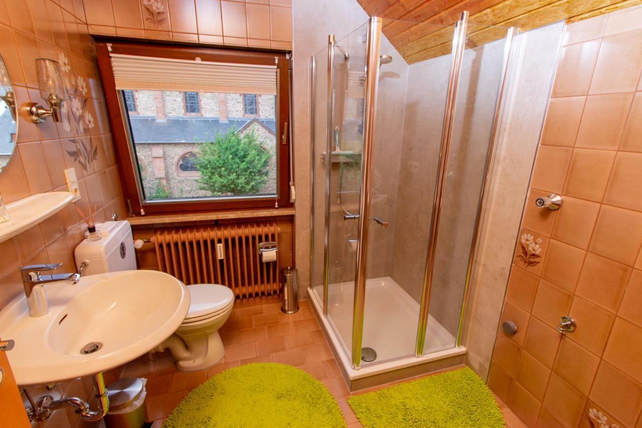 젤틴겐라티그 Moselhaus B&B 외부 사진